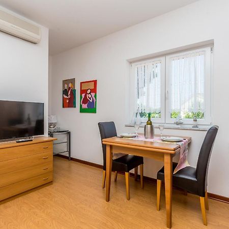 Guest House Antonella Malinska Luaran gambar