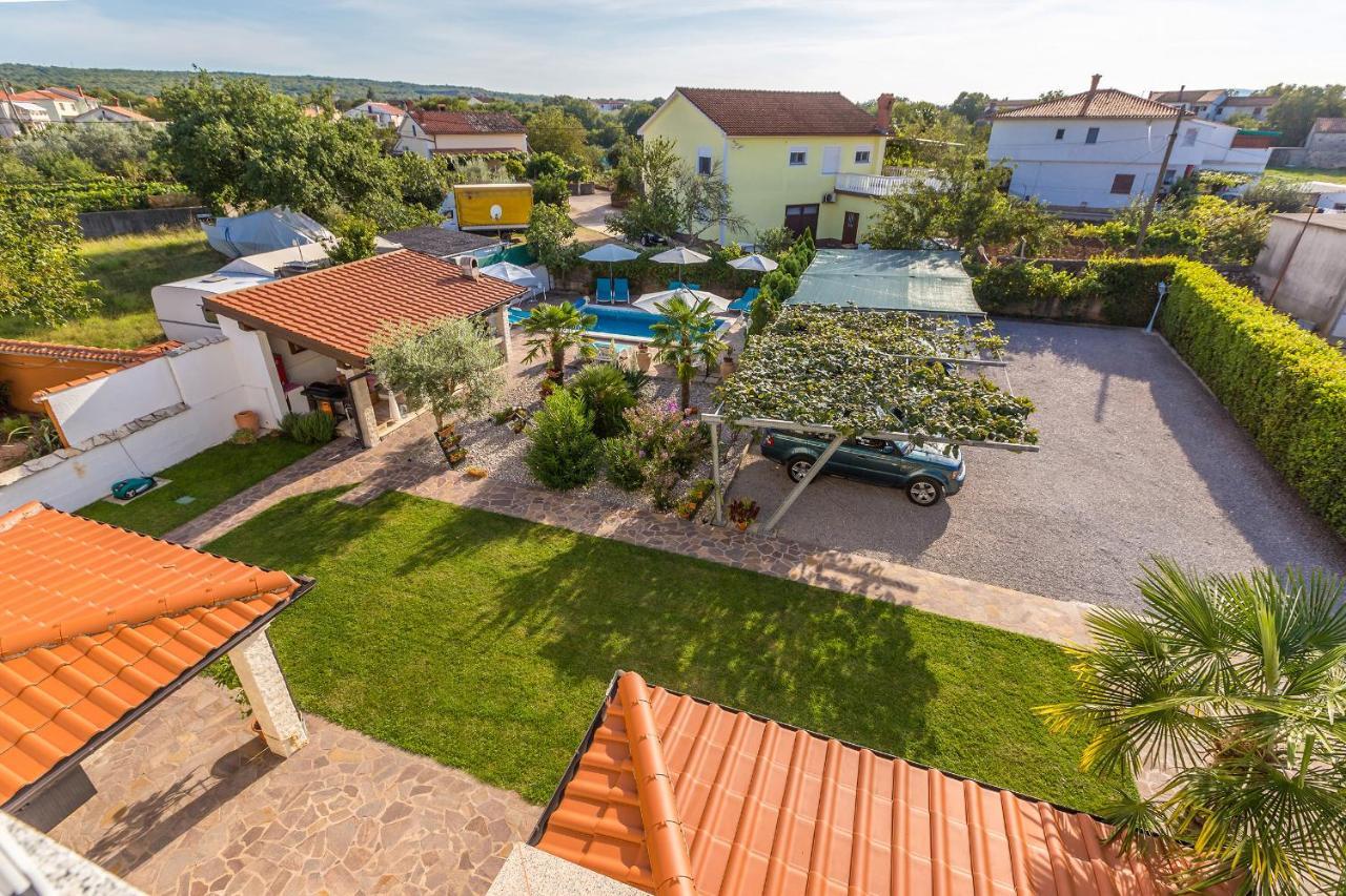 Guest House Antonella Malinska Luaran gambar