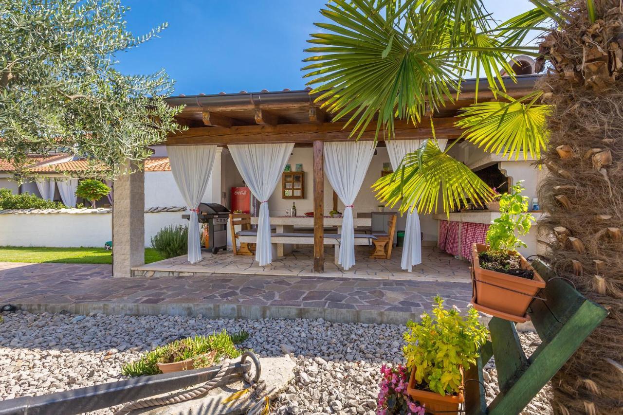 Guest House Antonella Malinska Luaran gambar