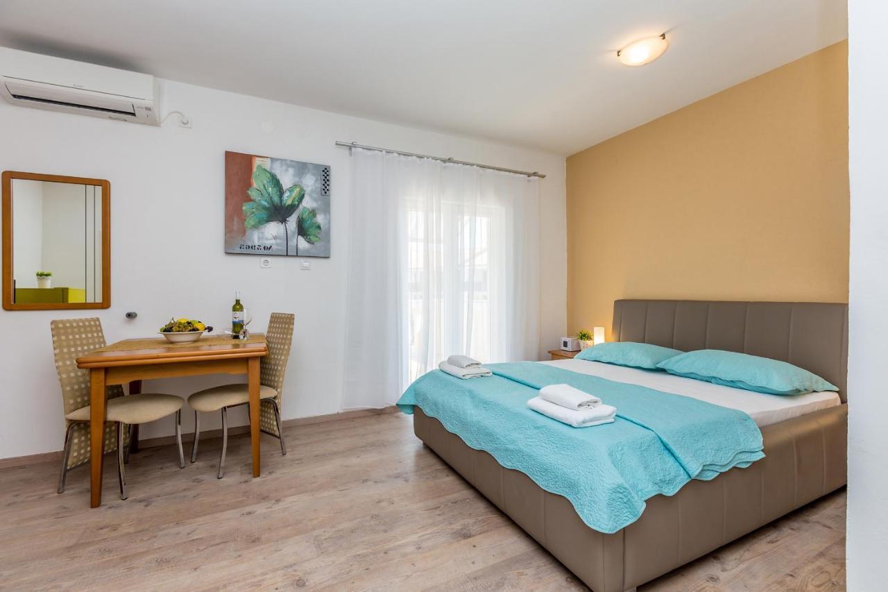 Guest House Antonella Malinska Luaran gambar