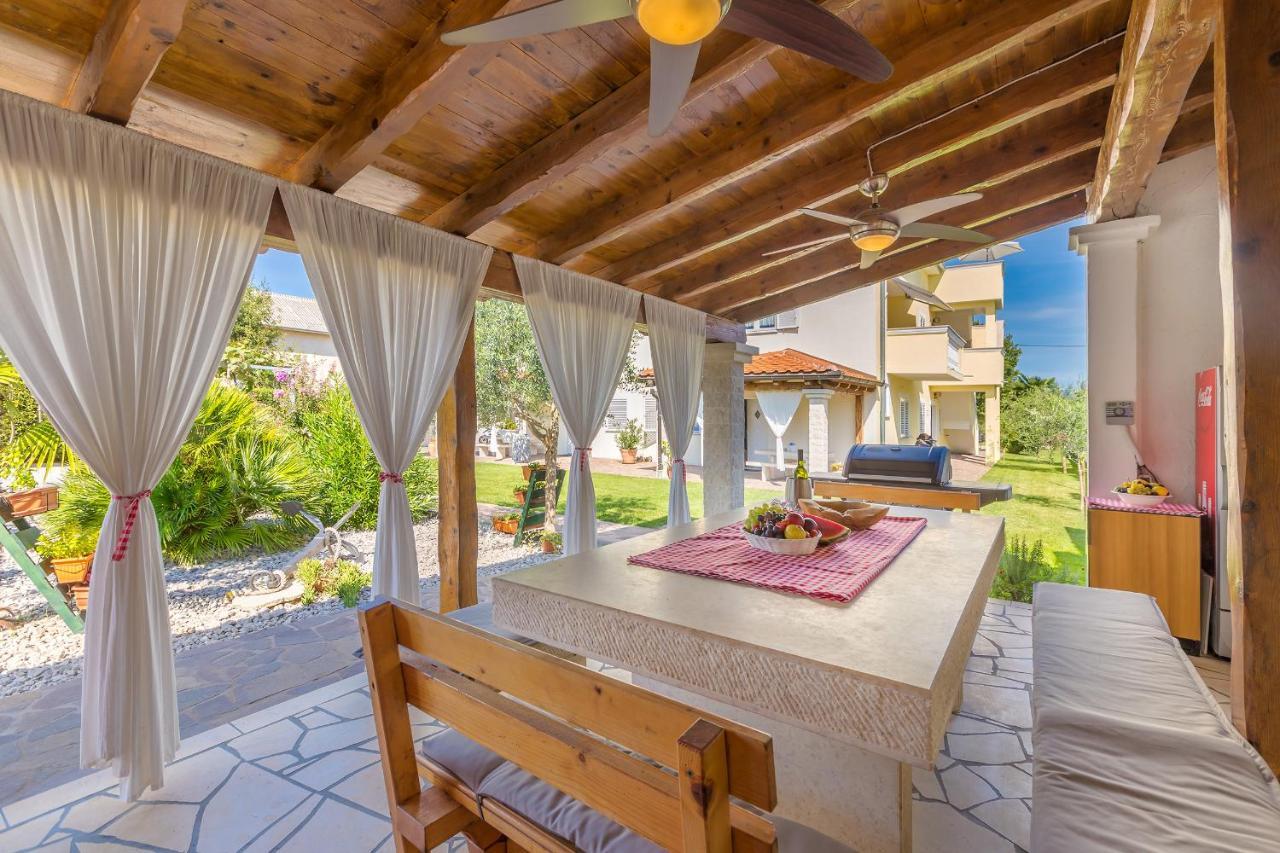 Guest House Antonella Malinska Luaran gambar