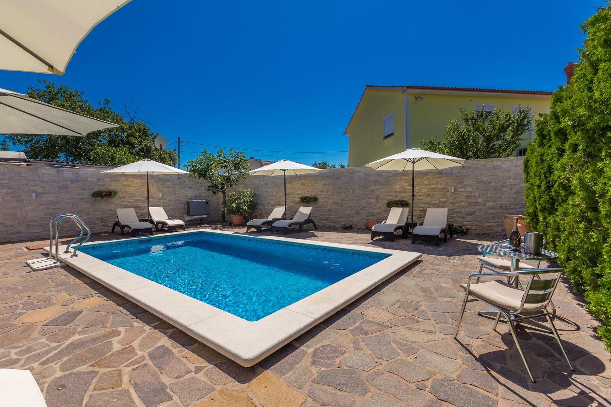 Guest House Antonella Malinska Luaran gambar