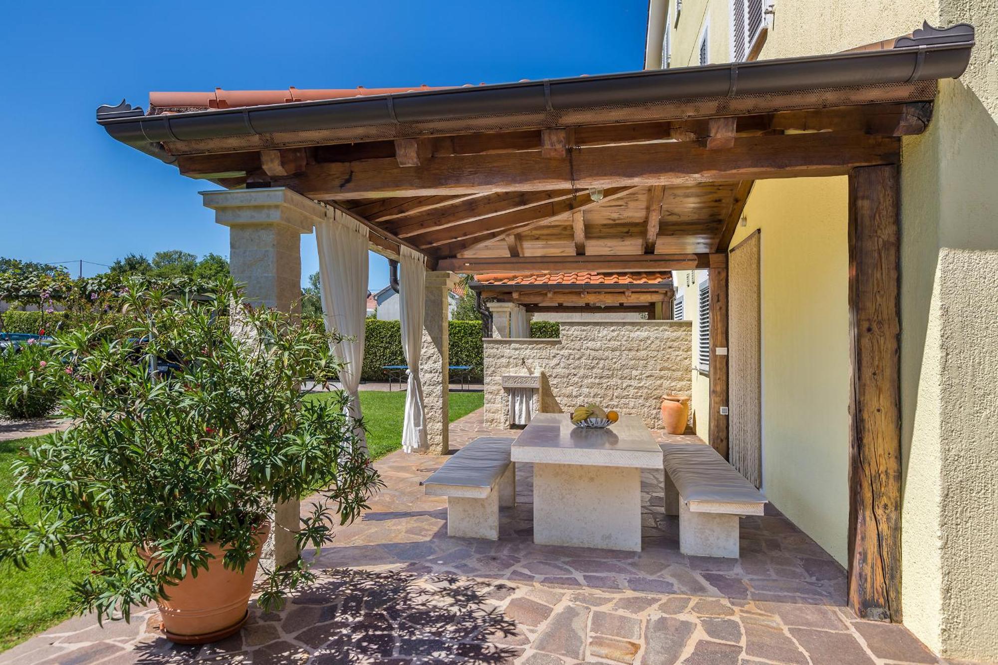 Guest House Antonella Malinska Luaran gambar