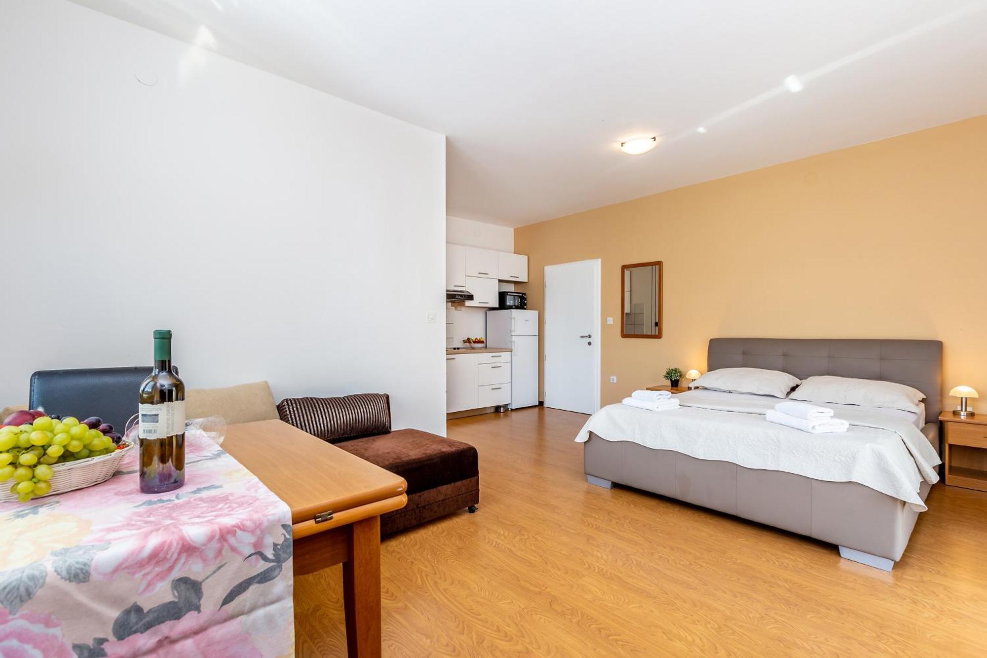 Guest House Antonella Malinska Bilik gambar