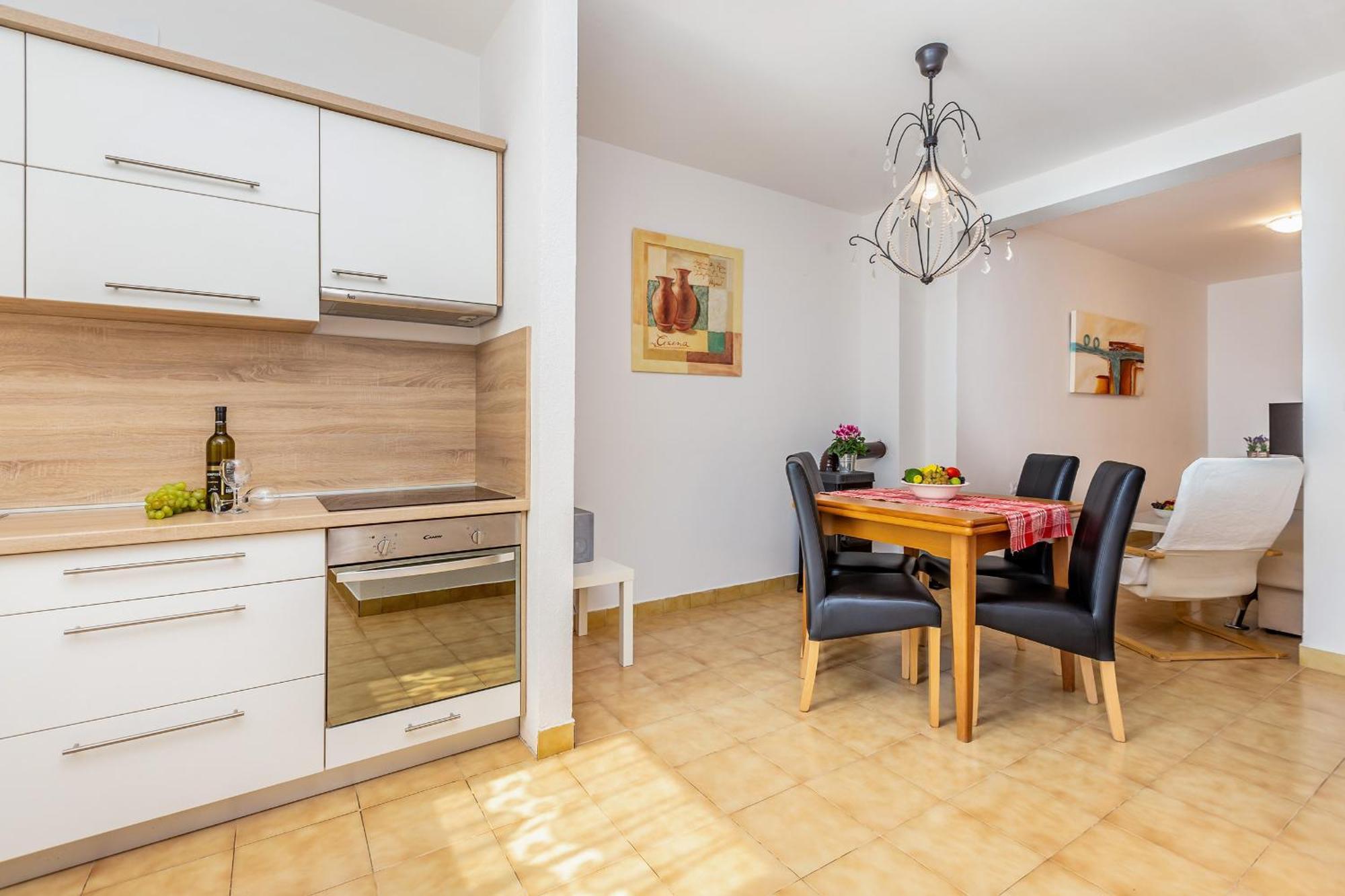 Guest House Antonella Malinska Bilik gambar