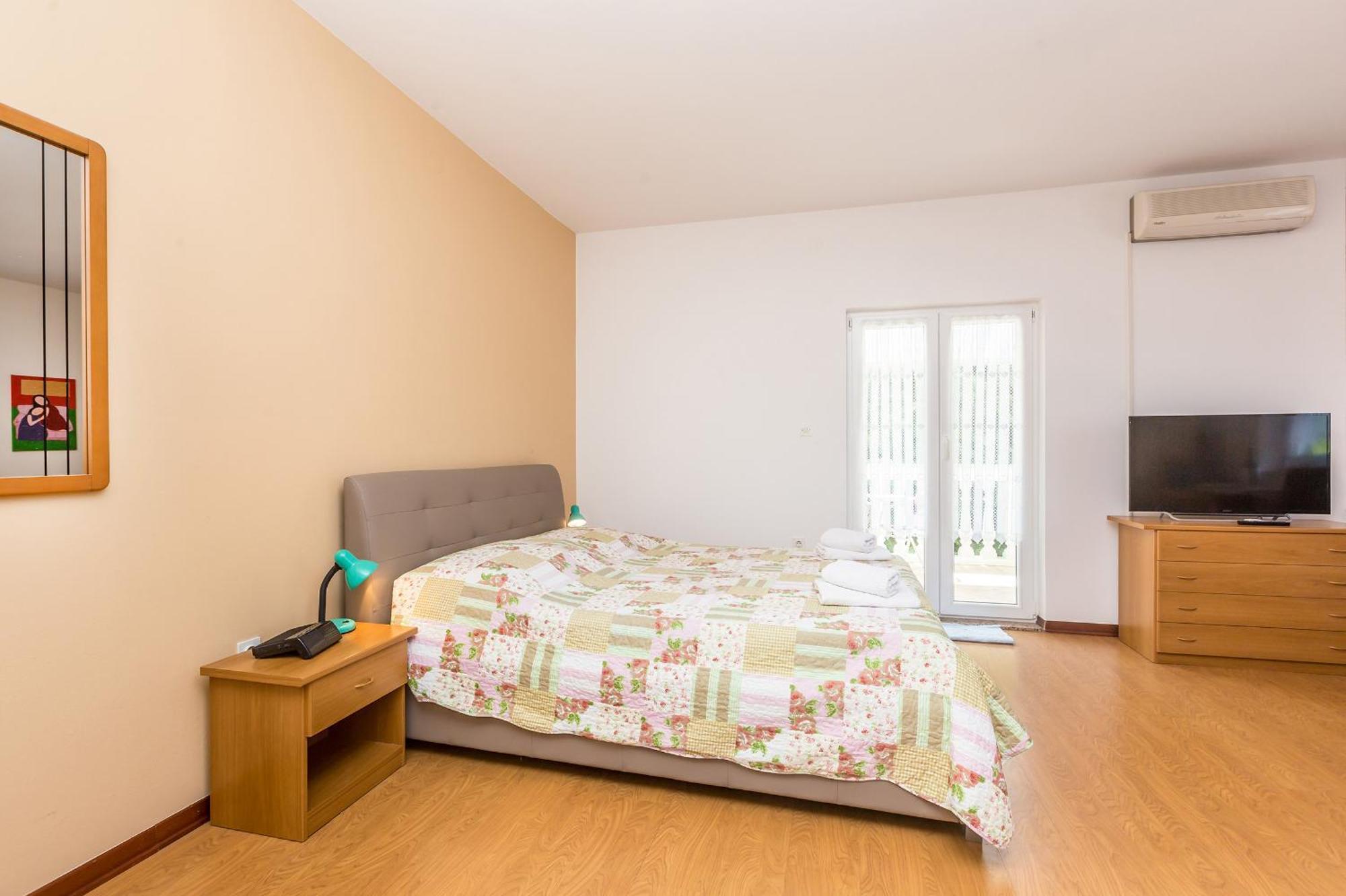 Guest House Antonella Malinska Luaran gambar