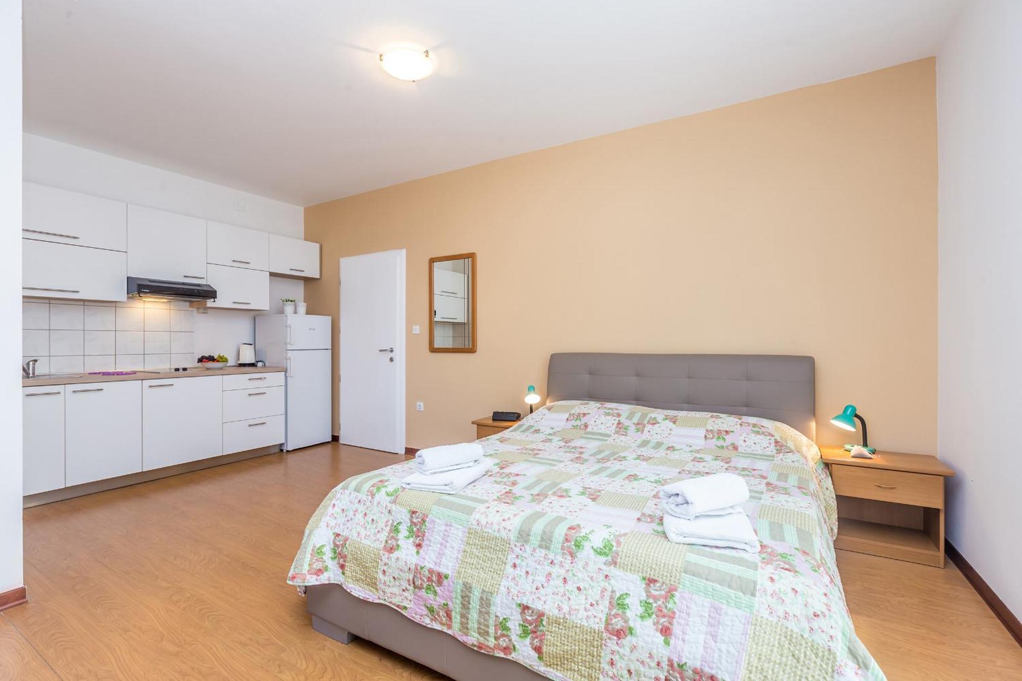 Guest House Antonella Malinska Luaran gambar